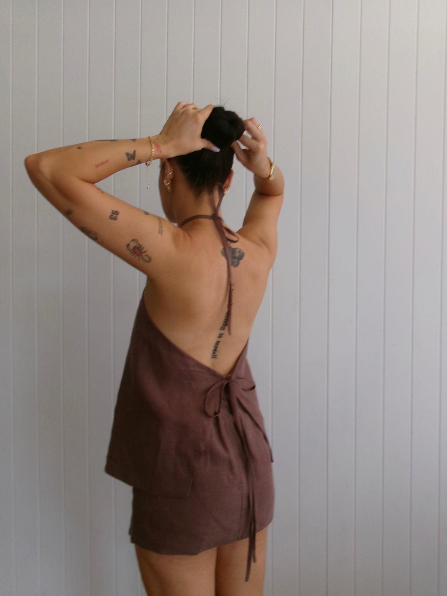 BILLIE HALTER TOP | CHOCOLATE