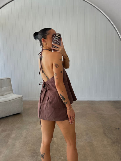 BILLIE HALTER TOP | CHOCOLATE